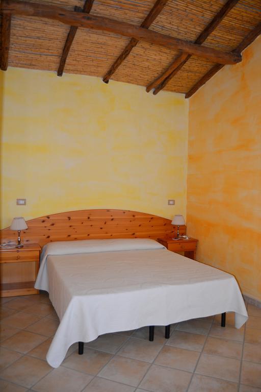 Agriturismo Rubinu Galtellì Habitación foto