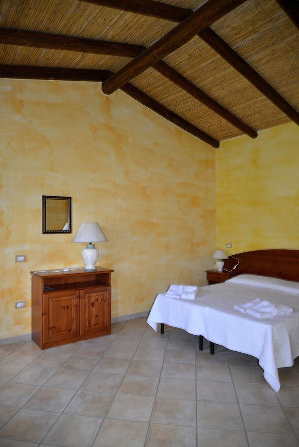 Agriturismo Rubinu Galtellì Exterior foto
