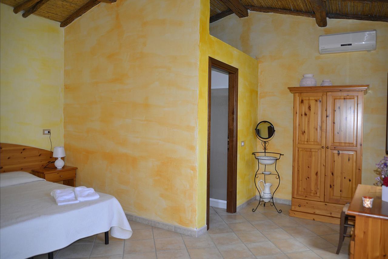Agriturismo Rubinu Galtellì Exterior foto