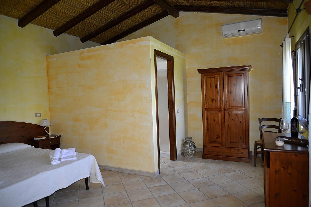 Agriturismo Rubinu Galtellì Exterior foto